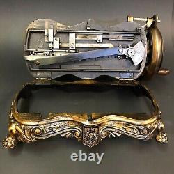 1880 Saxonia Regia Seidel & Neumann Sewing Machine Cast Iron Fiddle Base