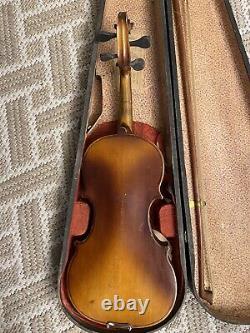 ANTIQUE VIOLIN NO LABEL / GSB Trademark Coffin Style Carrying Case