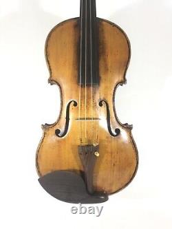 An old violin with solo sound