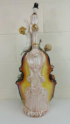 Capodimonte-style Lamp in the form of a Violin and Cherubs (few chips)