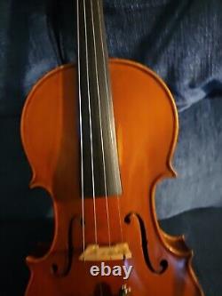 English VIOLIN 1922 A. D. ARTHUR L. SCHOLES #65 CASE BOWS