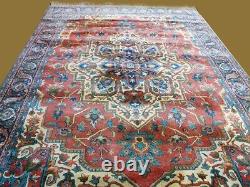 Gorgeous Vintage 744 Karastan Antique Serapi 8.8 x 12 Wool Carpet