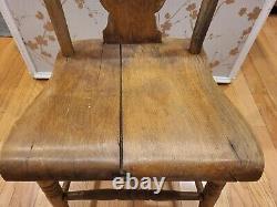 Rustic Antique Wooden Fiddle Back Chair