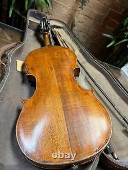 Vintage Antique Aubaert Old Bull 1510 violin with worn case 24 long