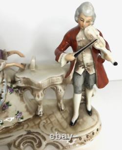 Antique Porcelain German GDR Grafenthal Couple Piano Violin Musicians Figurines
 
<br/>

 
<br/> 
	Les figurines de musiciens de piano et de violon en porcelaine antique allemande de la RDA Grafenthal