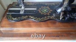 Antique / Vintage Cased Stoewer Princess Fiddle Base Machine À Coudre