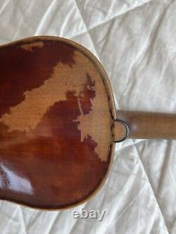 Beau violon ancien non étiqueté 4/4 vers 1800