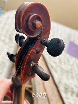 Copie d'un violon Stradivarius antique 4/4 marqué Anno 1716 avec étui en bois