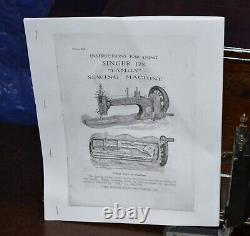 Machine à coudre Singer 12k Long Shuttle Fiddle Body Family Treadle de 1877, révisée.