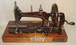 Machine à coudre antique Durkopp Fiddle Base de 1880 en bon état de fonctionnement, Allemagne