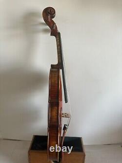 Maître violon 4/4 Dos en érable flammé Table en épicéa Façonné à la main dans un style ancien antique K3922