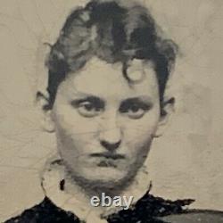 Photographie D'antique Tintype Très Belle Femme Mère Adolescent Violon