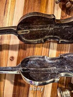 RARE Paire de bougeoirs en forme de violon en laiton vintage fabriquée à Taiwan