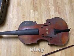 Réplique antique de Stradivarius (étiquetée) avec étui GSB et archet