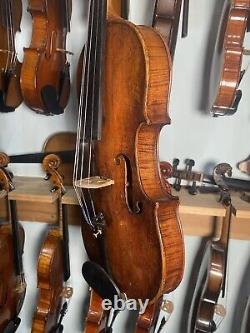 Un violon du début du XIXe siècle par un membre de la famille Meinel