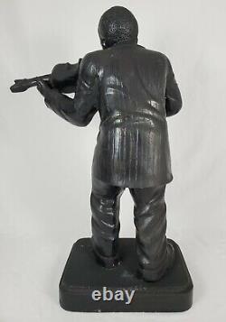Vieille Statue De Pelouse Homme Avec Violon Cast Metal Grand Americana