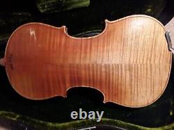 Vieux violon antique 4/4, violon vintage dans un étui Ole Bull avec son archet, regardez la vidéo.