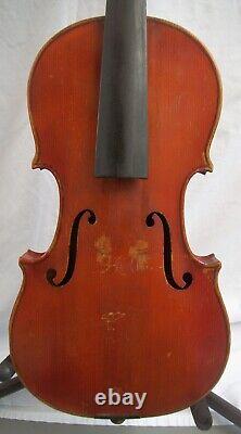 Violon 4/4 Copie d'Antonius Stradivarius fabriquée en République tchèque - Slovaquie Réparation