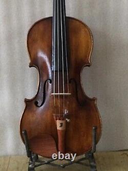 Violon 4/4 en érable européen flammé avec dos en épicéa, sculpté à la main, style antique No3