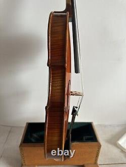 Violon 4/4 modèle Guarneri 1PC en érable flammé massif avec table en épicéa fait main K4166