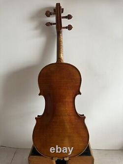 Violon 4/4 modèle Guarneri, dos en érable massif flammé, table en épicéa, style ancien fait main 4136