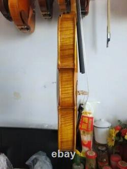 Violon 4/4 modèle Guarneri en érable flammé massif avec dos en érable et table en épicéa fait à la main N2.