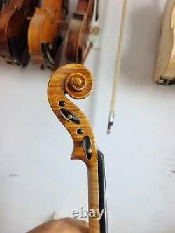 Violon 4/4 modèle Guarneri en érable flammé massif, table en épicéa, fait main, numéro 1