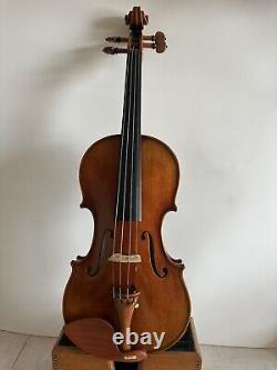 Violon 4/4 modèle Guarneri en érable flammé massif, table en épicéa, style ancien fait main 4135