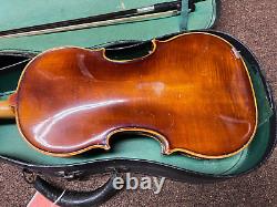 Violon Stradivarius d'occasion, copie de 1713, taille 1/2 ou 3/4 avec étui ancien allemand de style vintage.