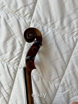 Violon ancien de qualité 4/4 italien étiqueté Strad