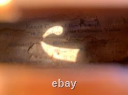 Violon étiqueté Copie exacte Violon de Crémone - Début des années 1900 nécessite une restauration